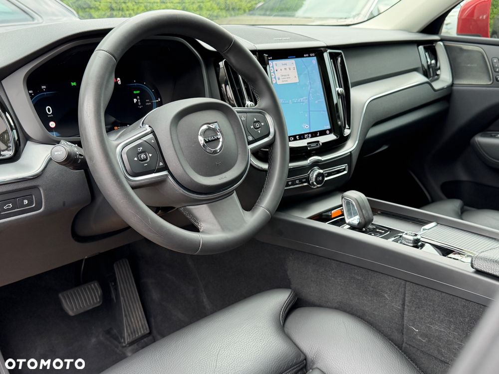 Volvo XC 60 T6 Plug-In Hybrid AWD Inscription - 8