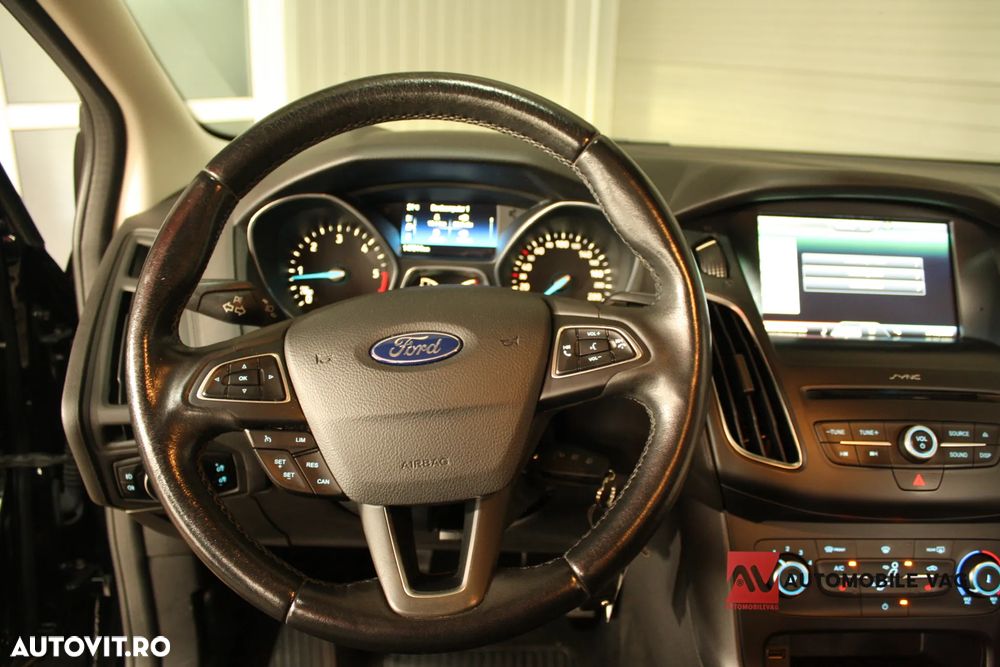 Ford Focus 1.5 TDCi DPF Start-Stopp-System Business - 20