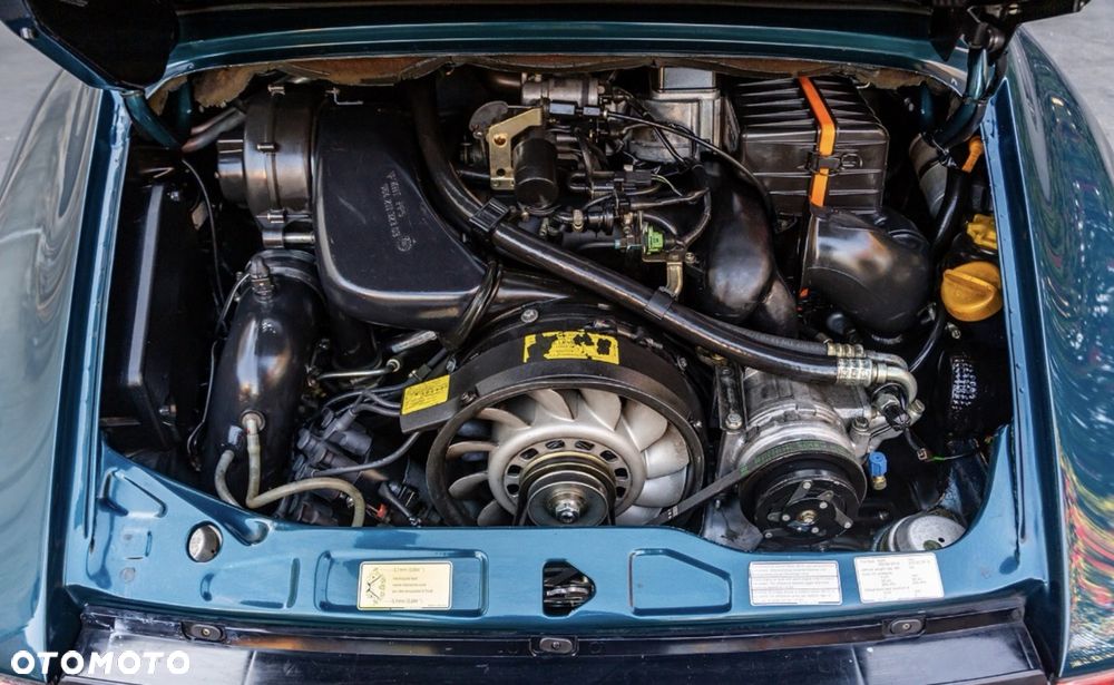 Porsche 911 - 24