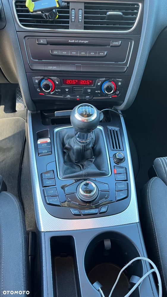 Audi A4 Avant - 16