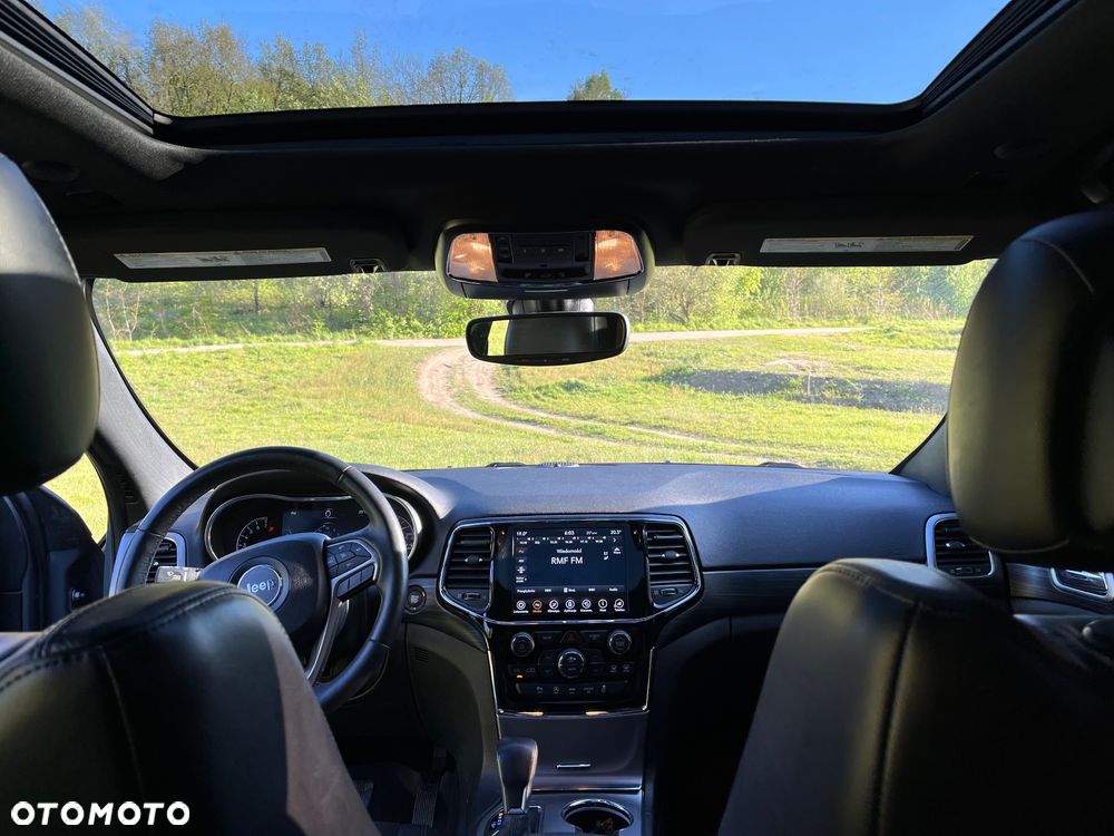 Jeep Grand Cherokee - 13