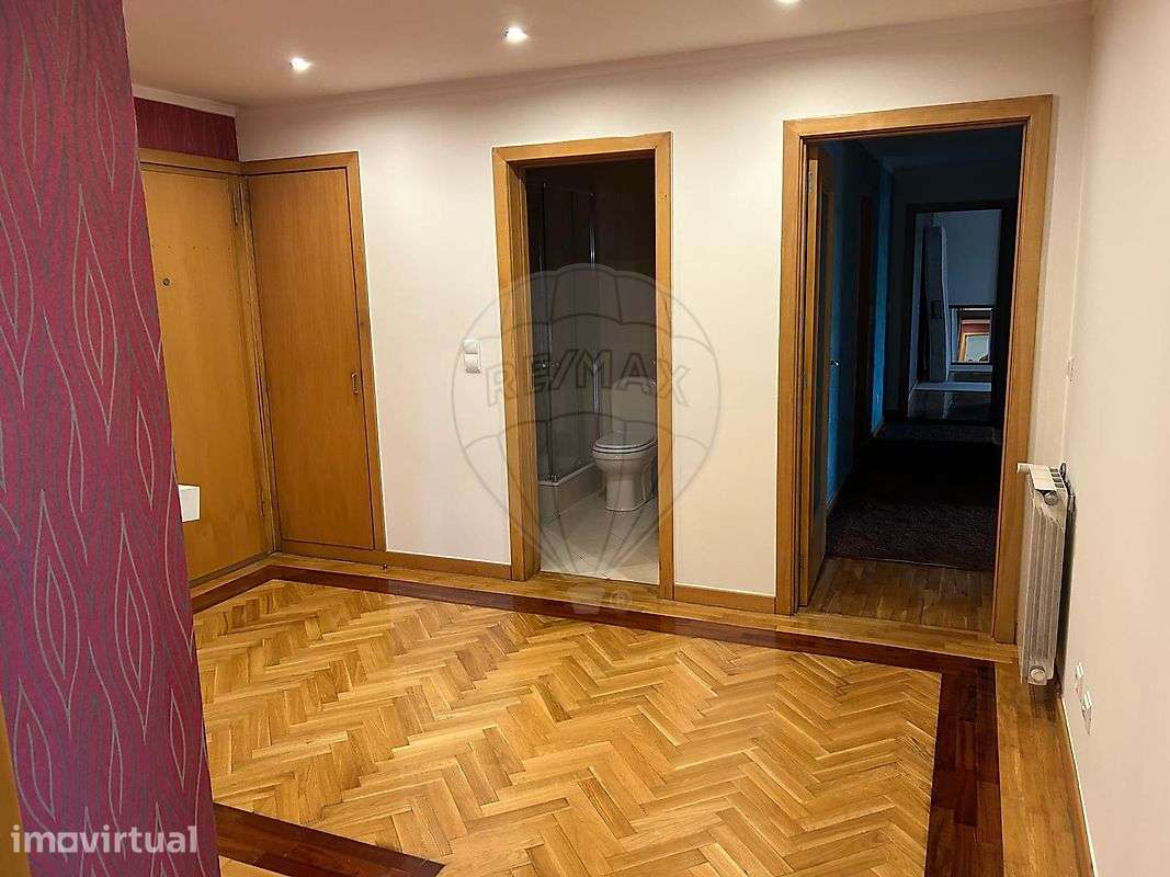 Apartamento T4 para venda - Grande imagem: 3/31
