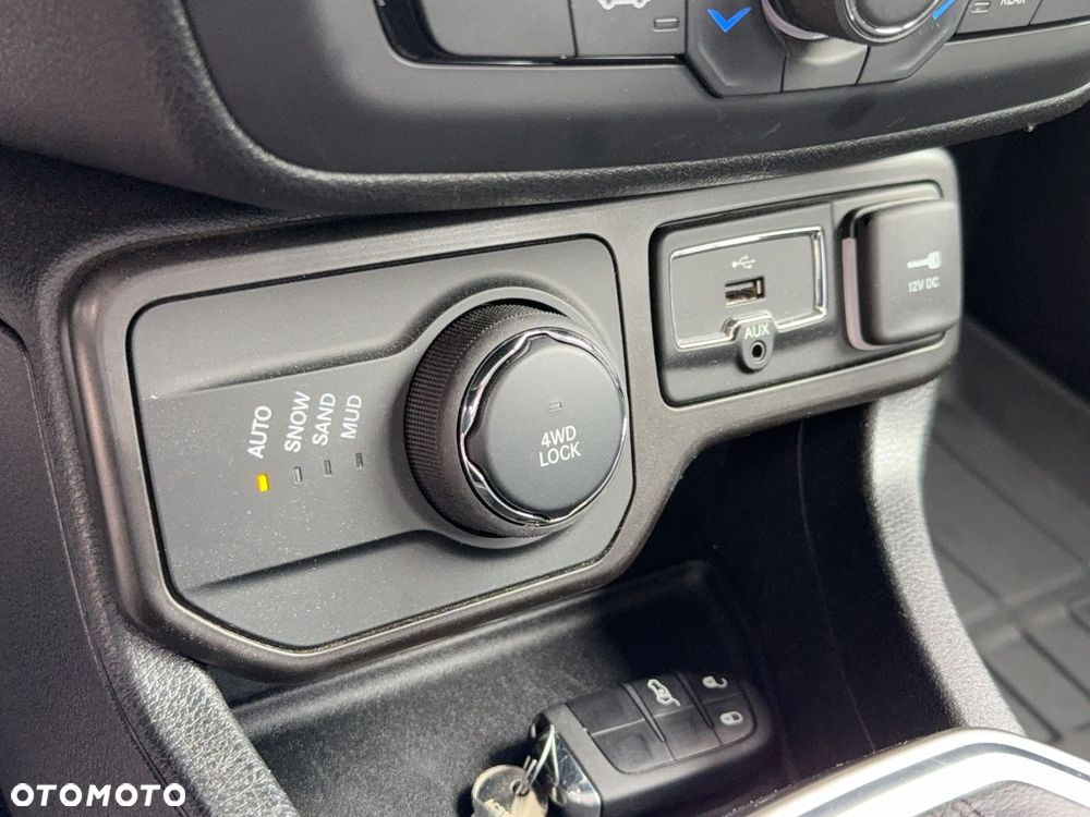 Jeep Renegade 1.3 GSE T4 Turbo Limited 4x4 S&S - 25