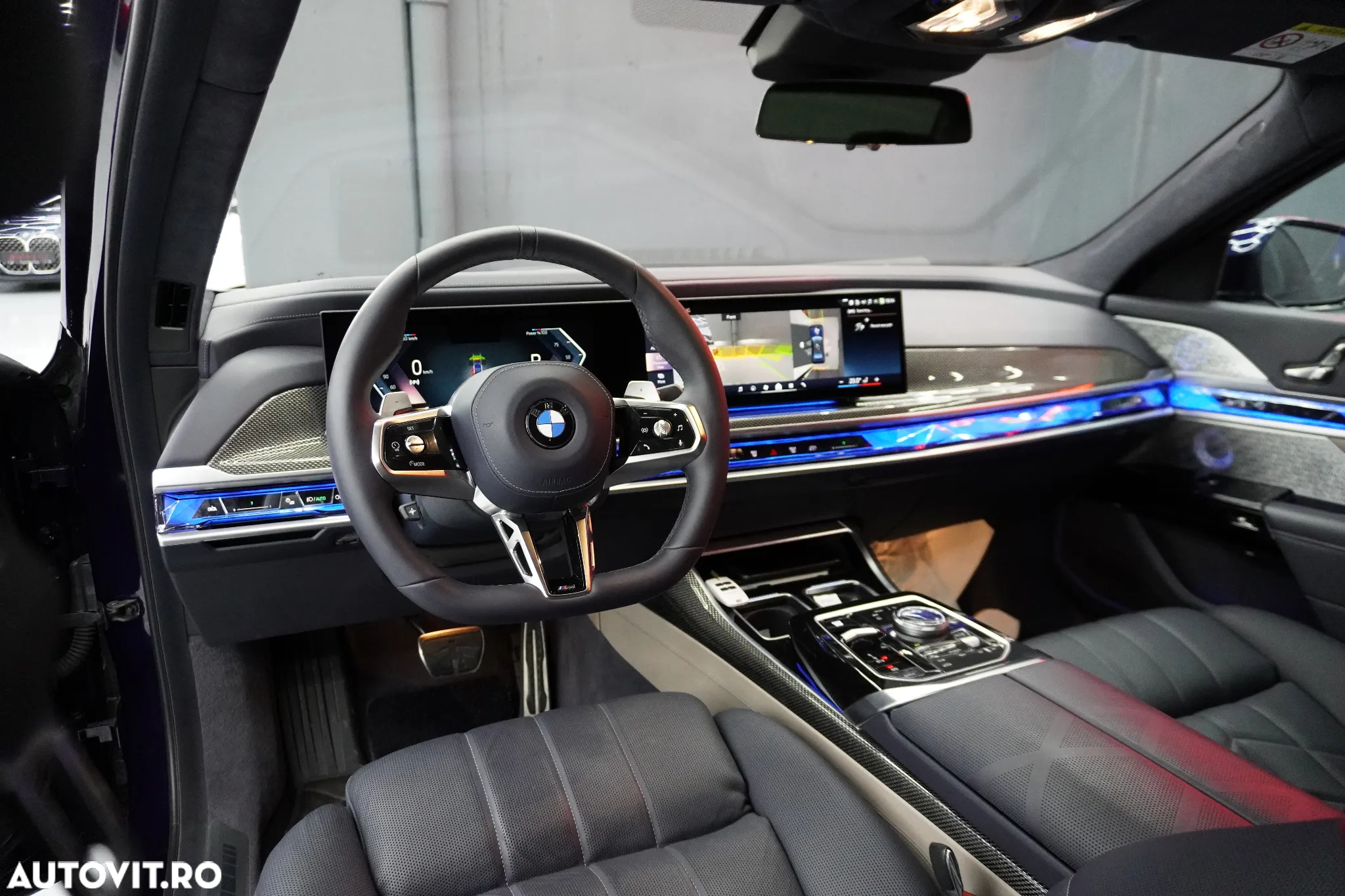 BMW Seria 7 740d xDrive MHEV - 11