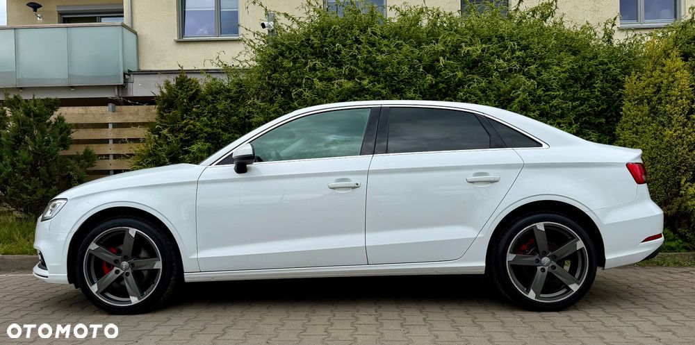 Audi A3 Limousine 30 TDI S tronic - 11