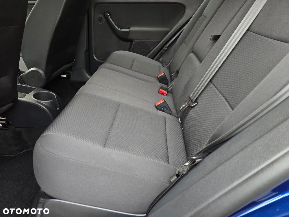 Volkswagen Golf Plus 1.6 TDI DPF Trendline - 21