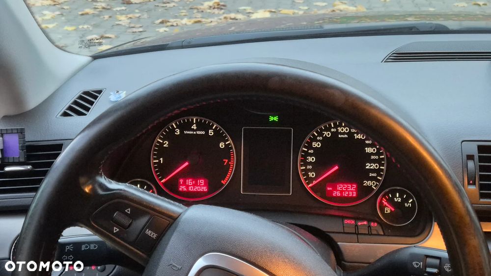 Audi A4 Limousine 2 - 10