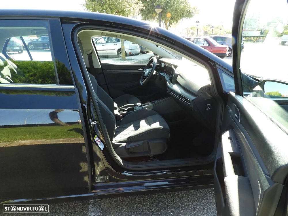VW Golf 1.4 TSI e-Hybrid DSG - 17
