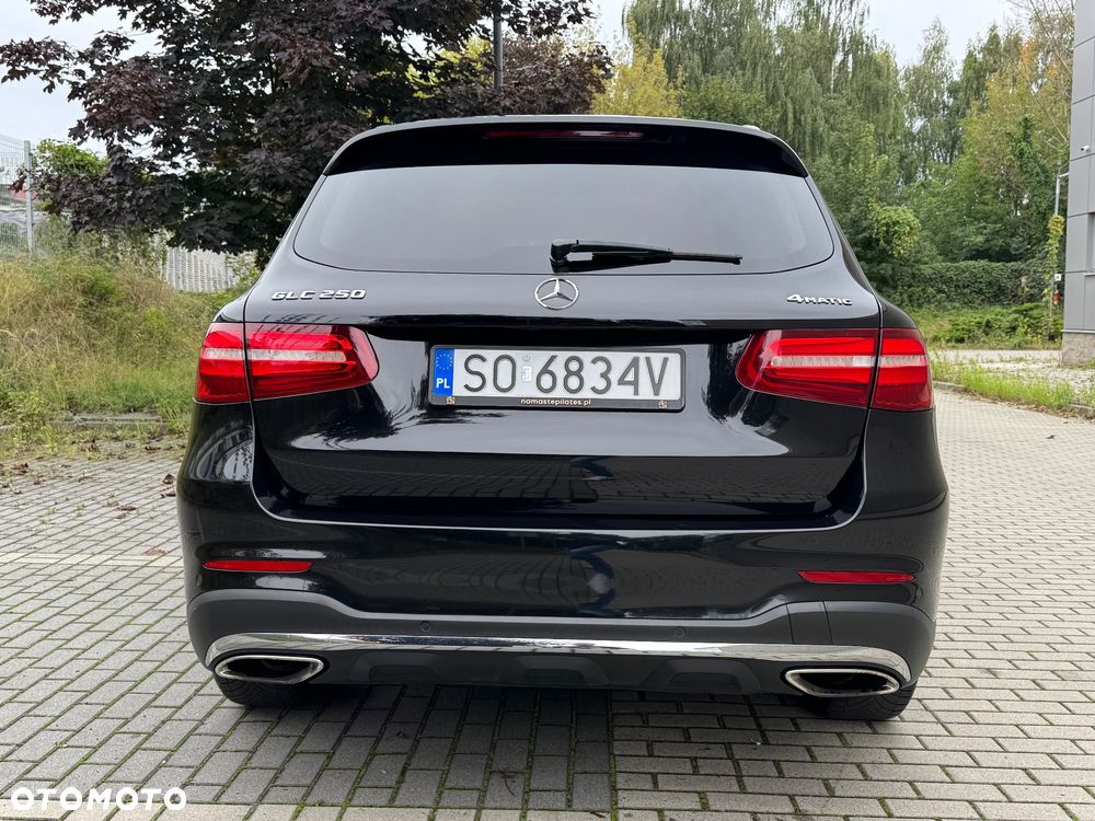 Mercedes-Benz GLC 250 4-Matic - 6