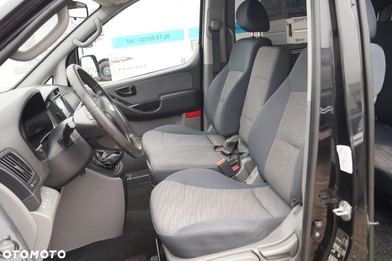 Hyundai H1 - 18