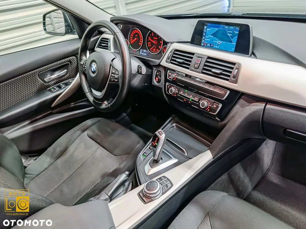 BMW Seria 3 318d Sport Line - 17