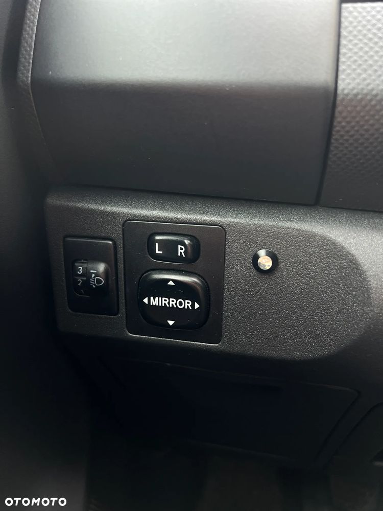 Toyota Yaris - 21
