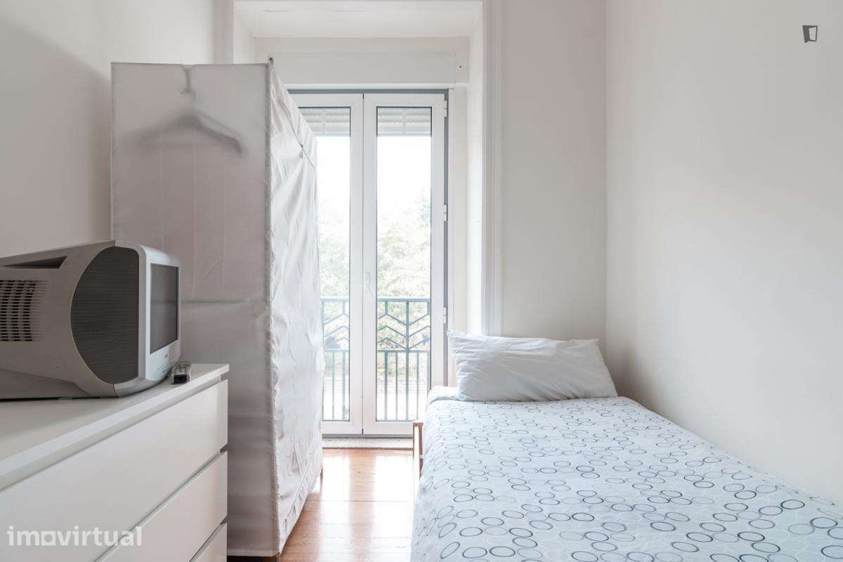 Quarto - localizado em Arroios Lisbon - Grande imagem: 3/12