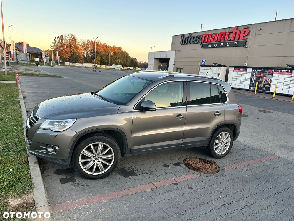 Volkswagen Tiguan - 17
