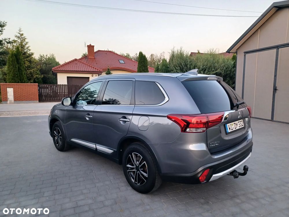 Mitsubishi Outlander 2.0 2WD Edition 100 - 12
