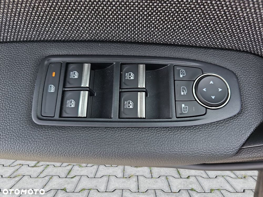 Renault Captur - 9