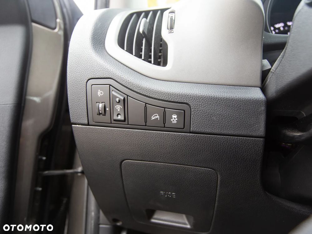 Kia Sportage 2.0 GDI 2WD Vision - 28