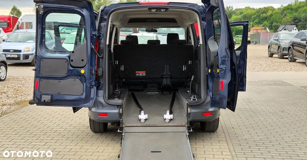 Ford Transit Connect - 21