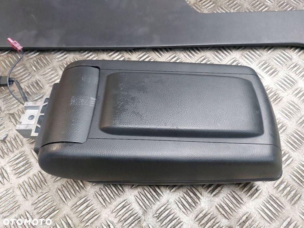 TUNEL ŚRODKOWY PODŁOKIETNIK AUDI A6 C6 EU EUROPA - 9