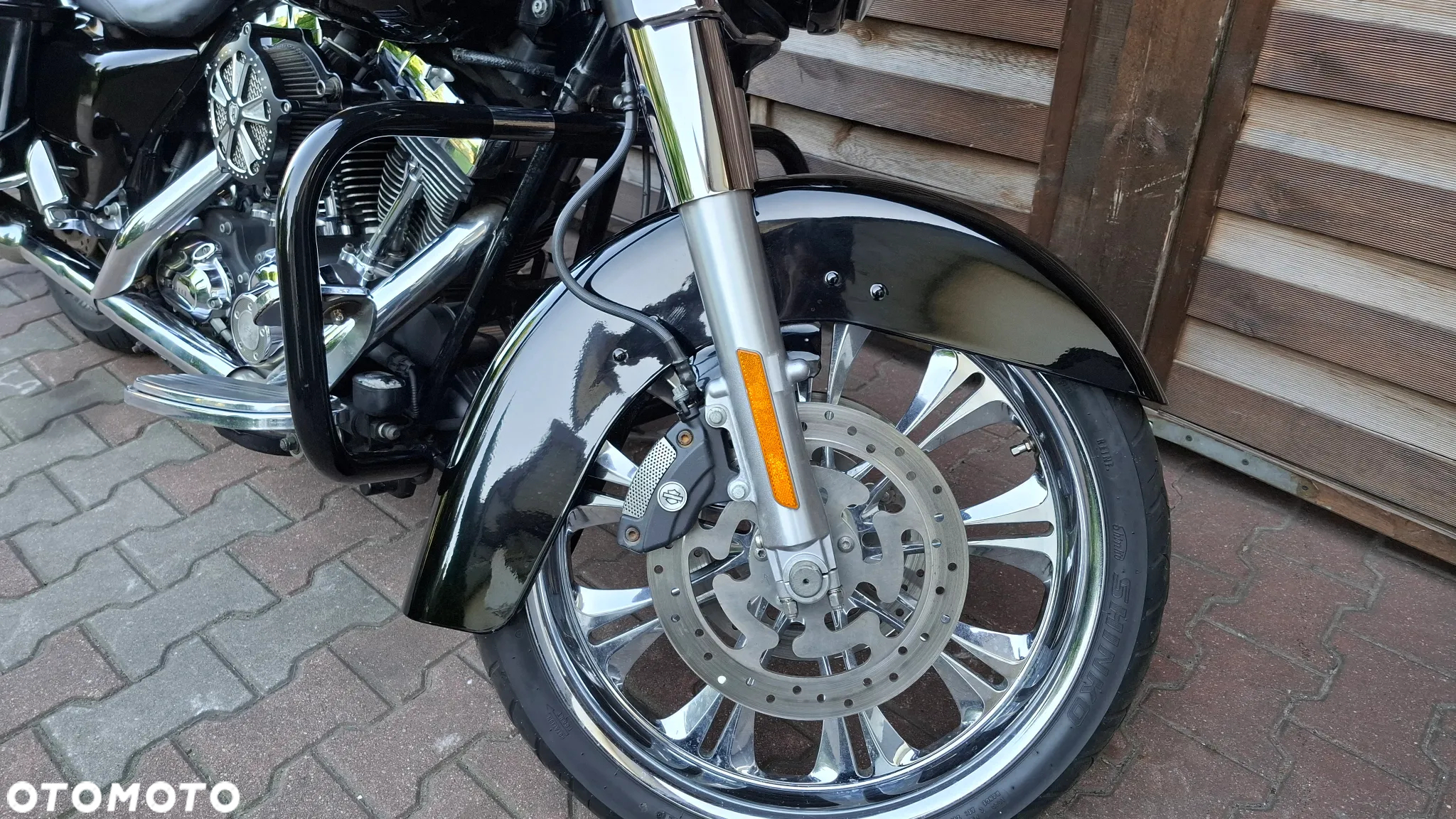 Harley-Davidson Touring Street Glide - 14