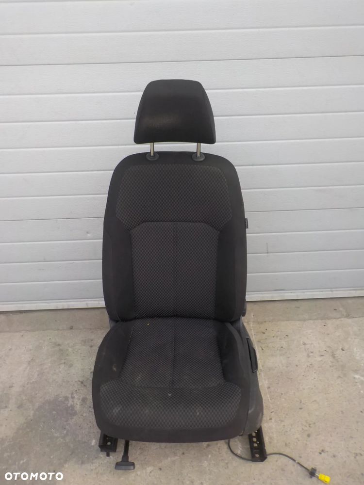 VOLKSWAGEN PASSAT B7 FOTEL LEWY PRZÓD PRZEDNI - 1