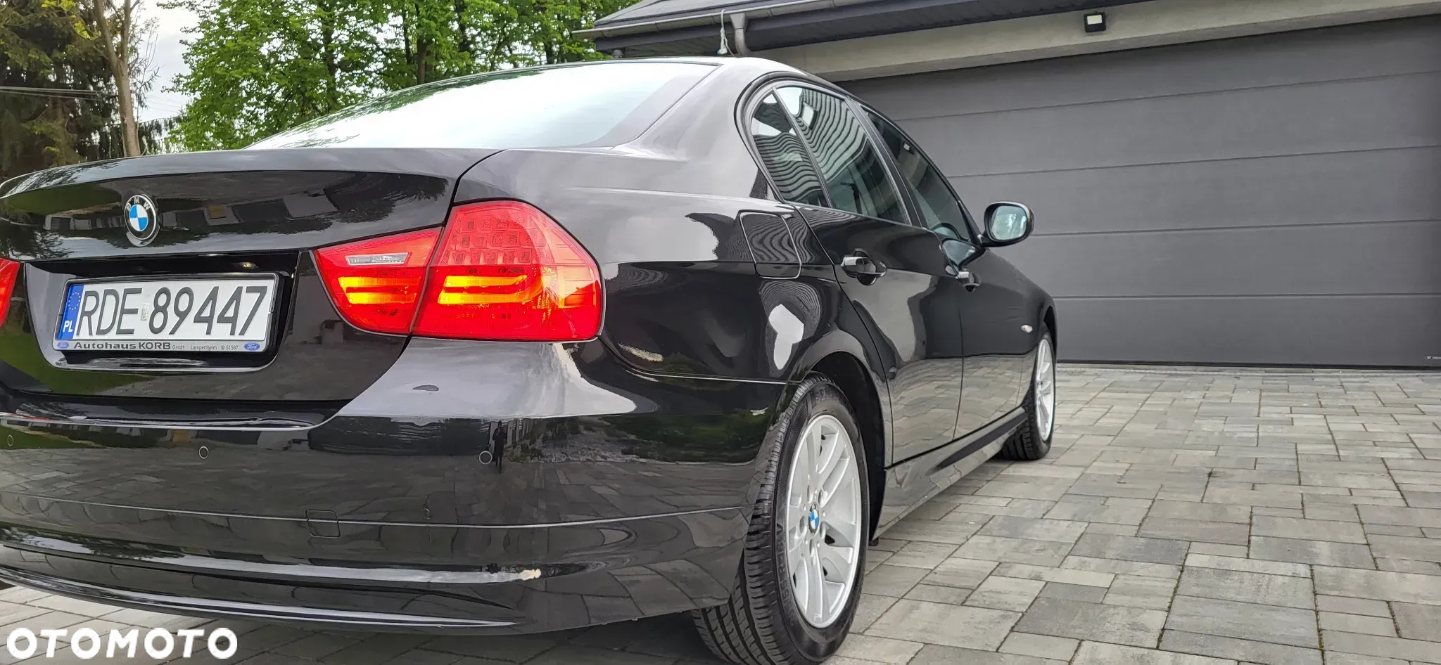 BMW Seria 3 318i - 28
