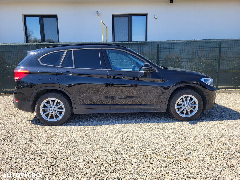 BMW X1 sDrive18d AT - 6