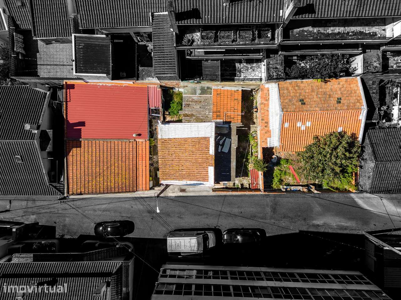 OPORTUNIDADE DE INVESTIMENTO | 3 MORADIAS | CAMARATE / UNHOS - Grande imagem: 2/36