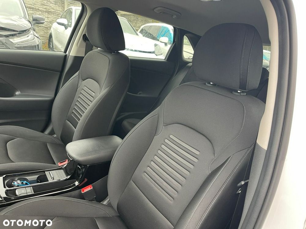 Hyundai i30 1.5 DPI Pure - 10
