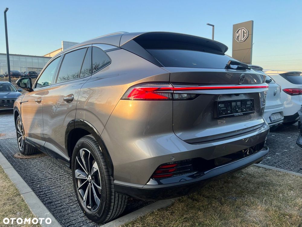 MG HS Hybrid+ - 24