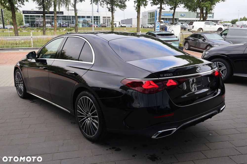 Mercedes-Benz Klasa E - 6