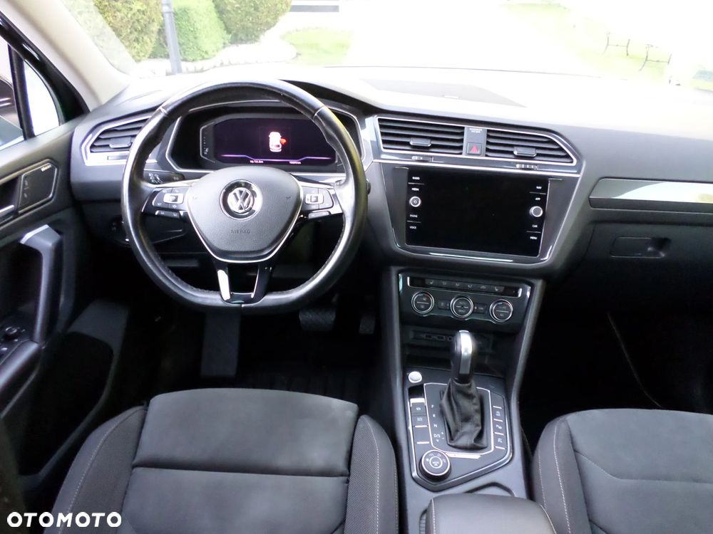 Volkswagen Tiguan - 25