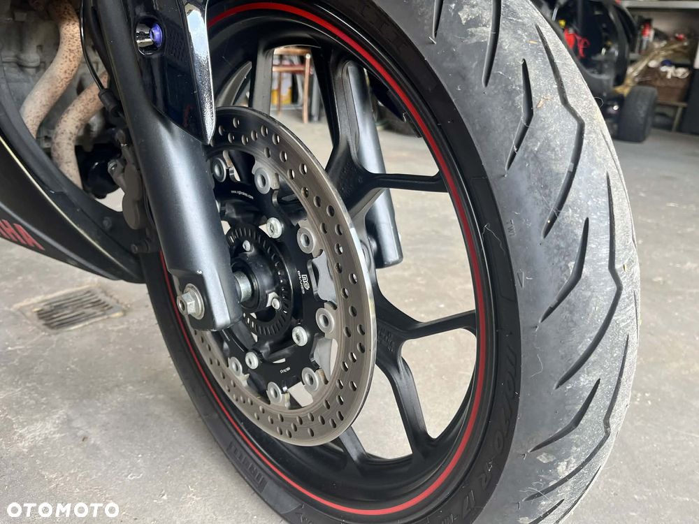 Yamaha R3 - 8