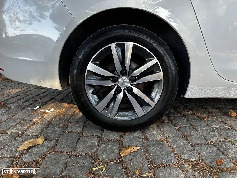 Peugeot 308 BlueHDi FAP 130 Stop & Start Allure Pack - 10