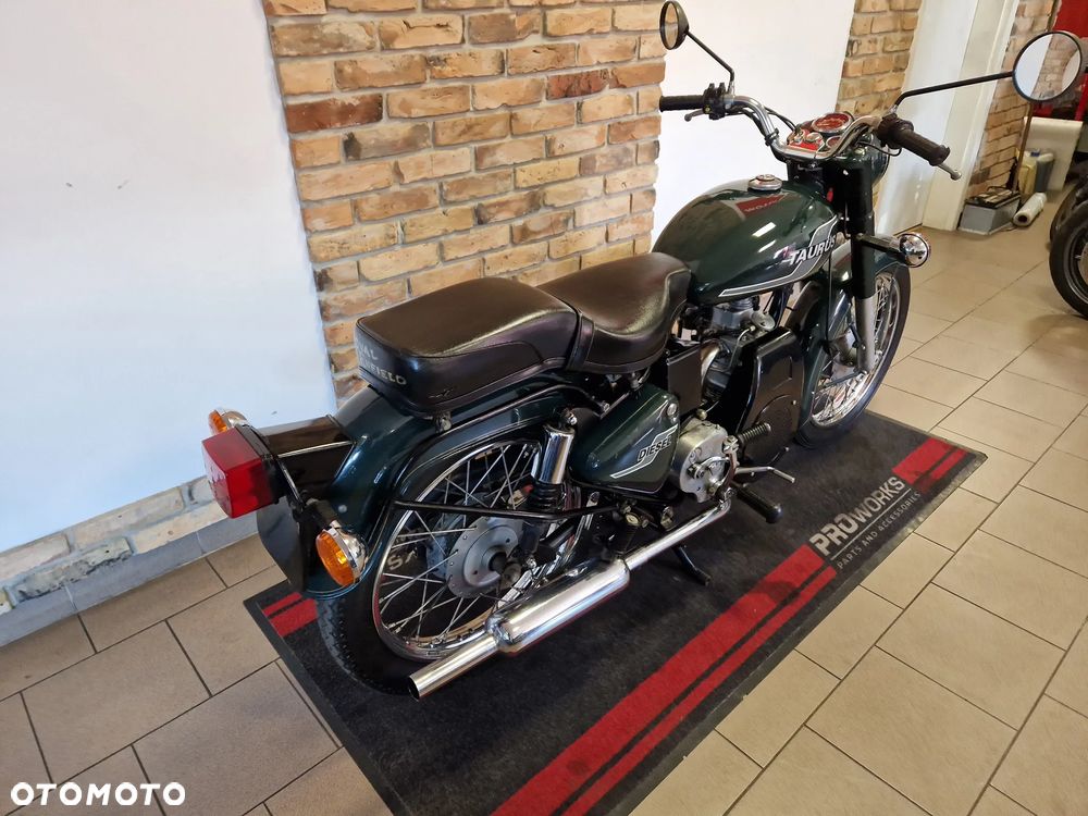 Royal Enfield Bullet - 27
