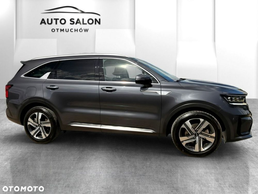 Kia Sorento - 4