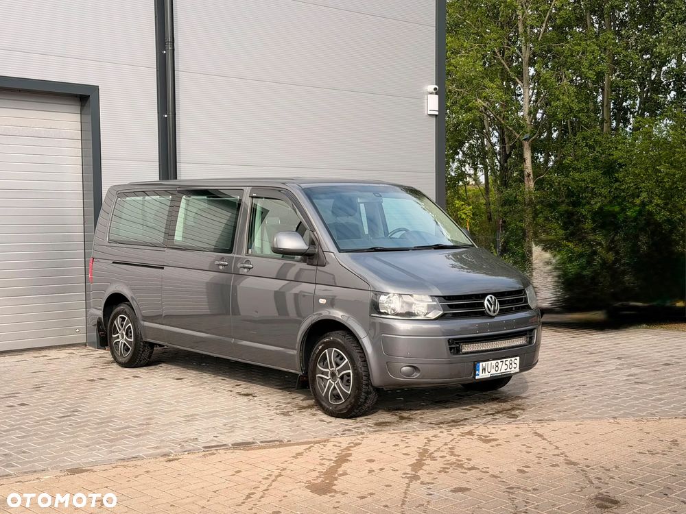 Volkswagen Caravelle - 2