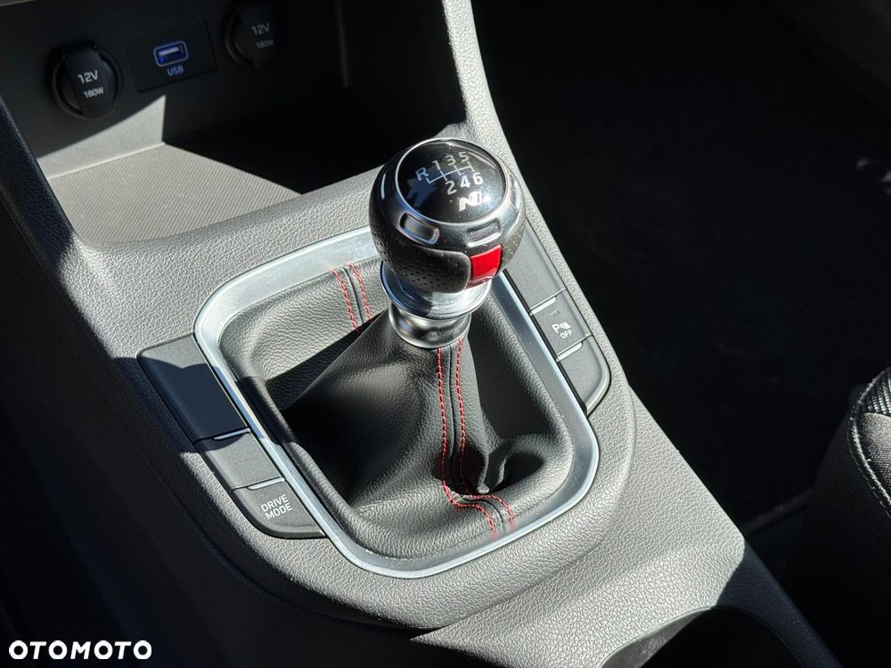 Hyundai i30 1.5 T-GDI 48V-Hybrid N-Line - 22
