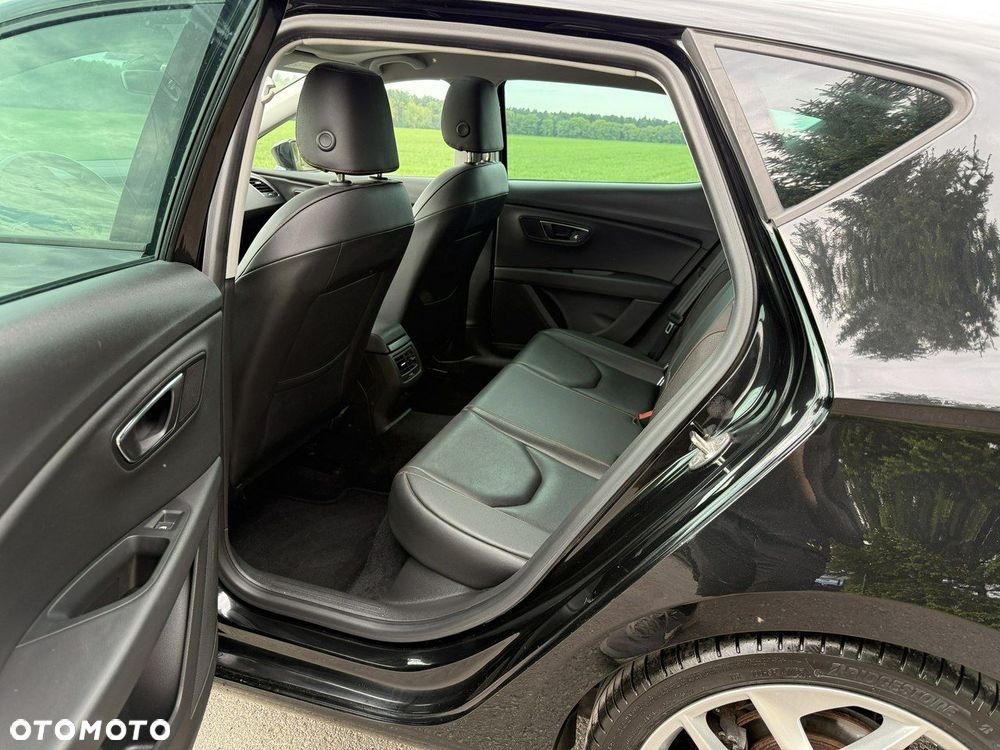 Seat Leon 1.8 TSI FR Black S&S DSG - 34