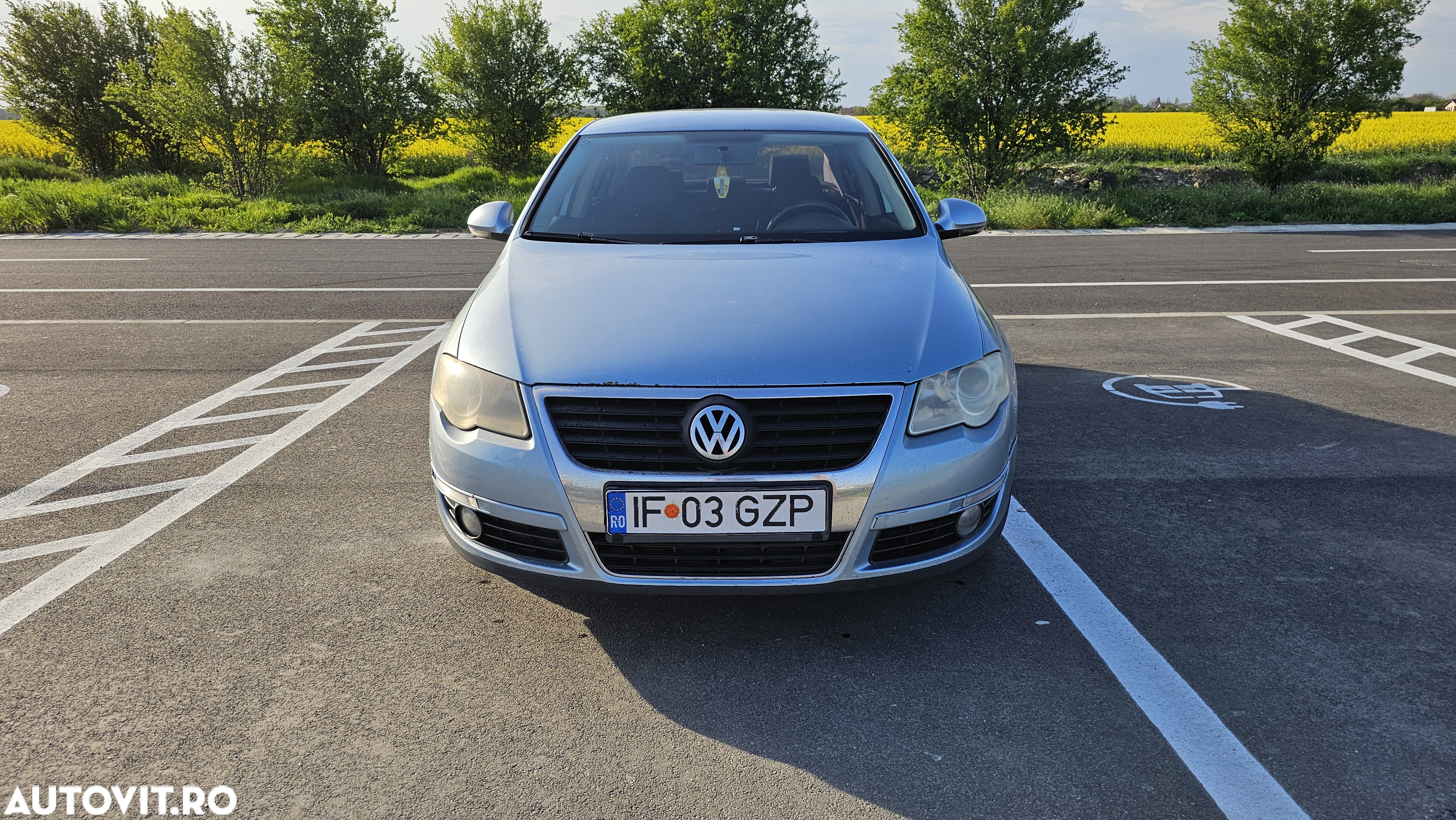 Volkswagen Passat 2.0TDI Comfortline DPF - 14