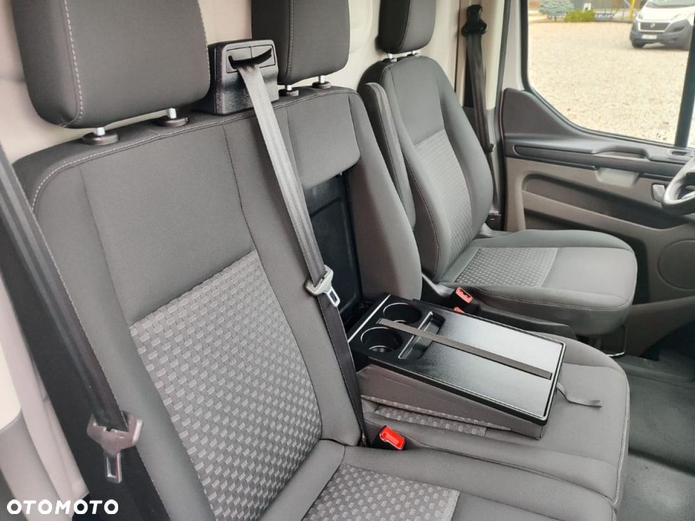 Ford Transit Custom - 11