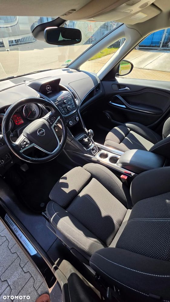 Opel Zafira 1.4 T Cosmo EcoFLEX S&S - 10