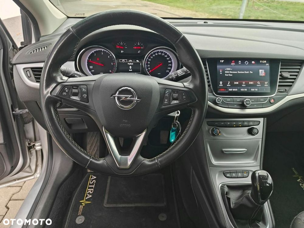 Opel Astra - 11