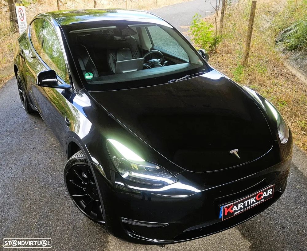 Tesla Model Y Long Range Dual Motor AWD - 4
