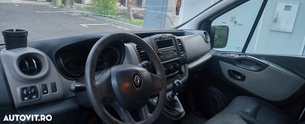 Renault Trafic Combi L1H1 8+1 Authentique - 7