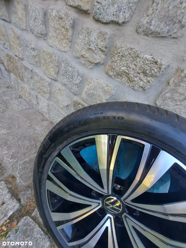 Kola kpl OE VW rozmiar  8JX18H2, Pirelli Cinturato P7 245/45, Użytkowane jeden sezon - 6