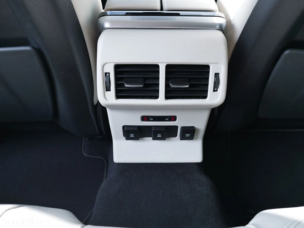 Land Rover Range Rover Velar P250 Dynamic SE - 21