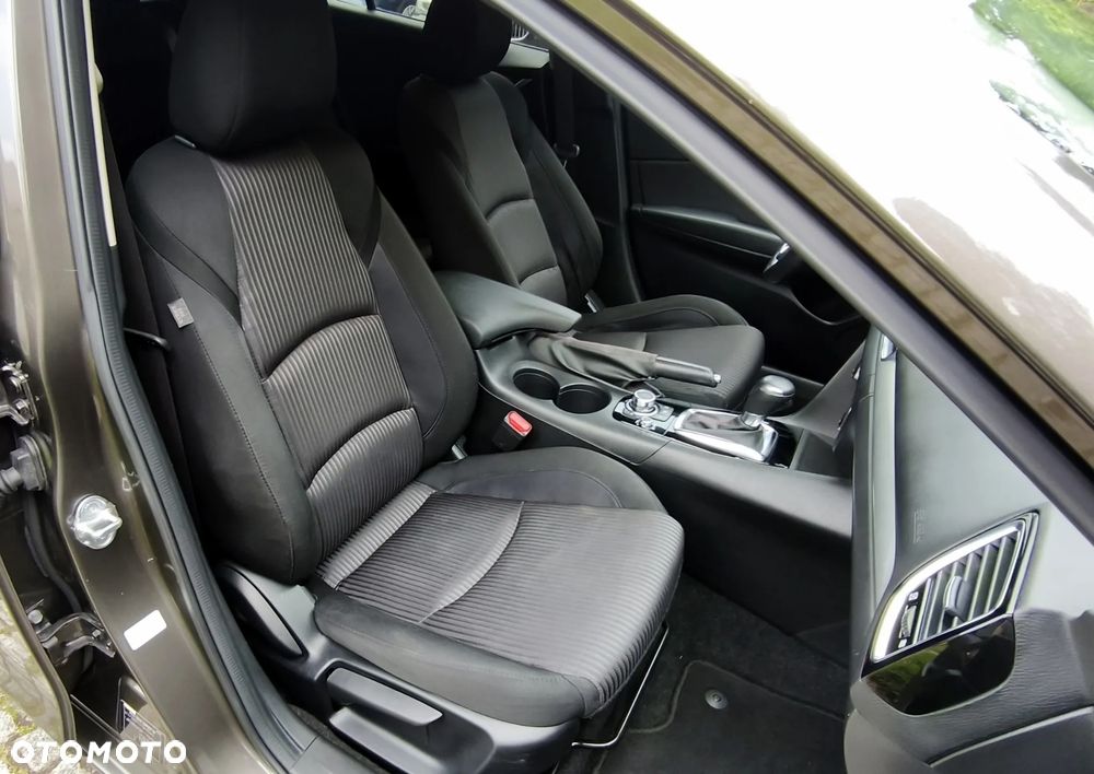 Mazda 3 SKYACTIV-D 150 Automatik Exclusive-Line - 21