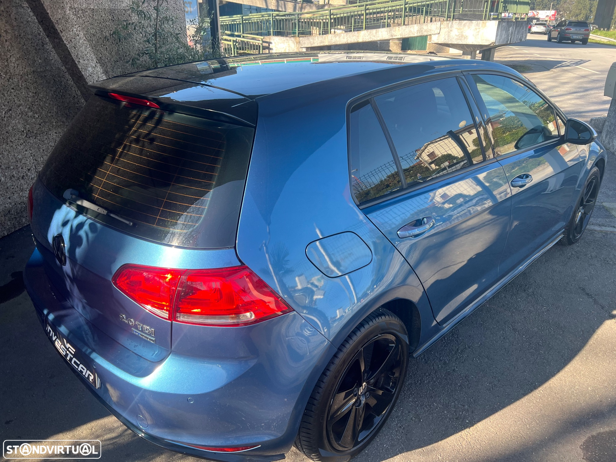 VW Golf 2.0 BlueTDI Highline - 21
