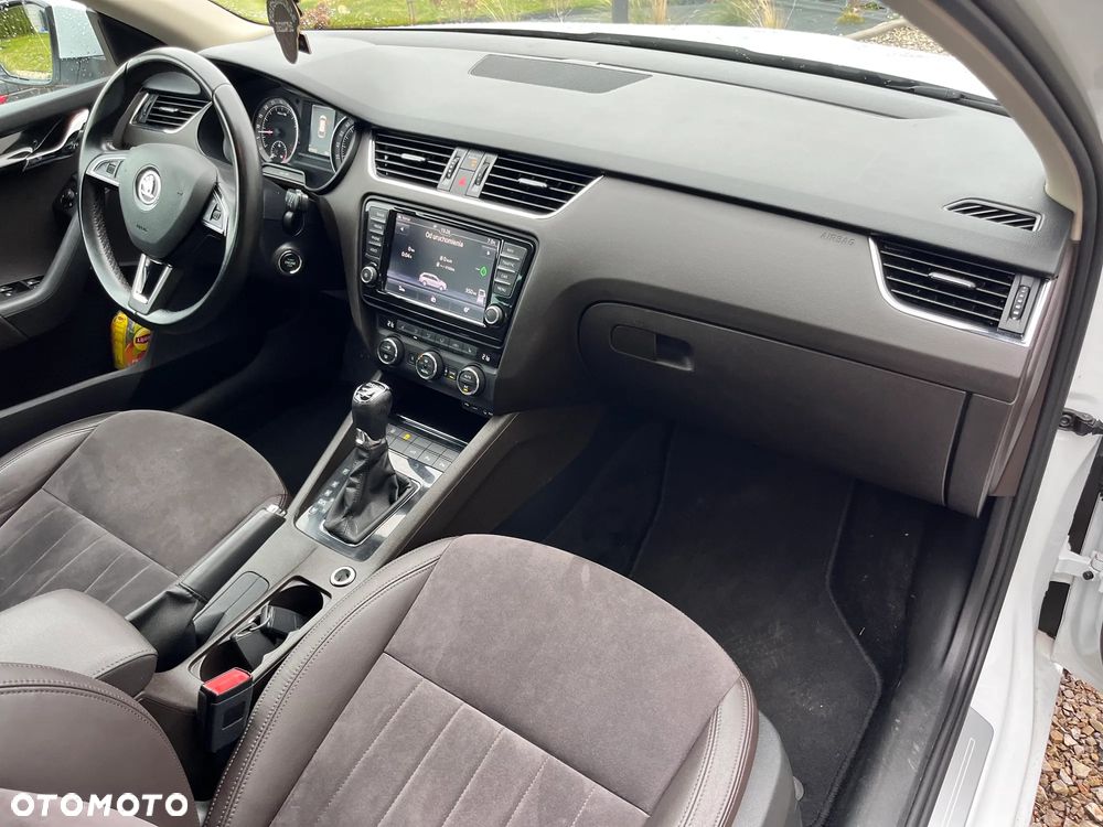 Skoda Octavia 2.0 TDI L&K DSG - 20